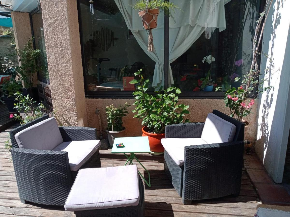 Belle Maison De Caractere Dans Village Et Sa Piscine Privee 7 Pers- 3 Chambres - 12 Rue Emile Zola Millas المظهر الخارجي الصورة