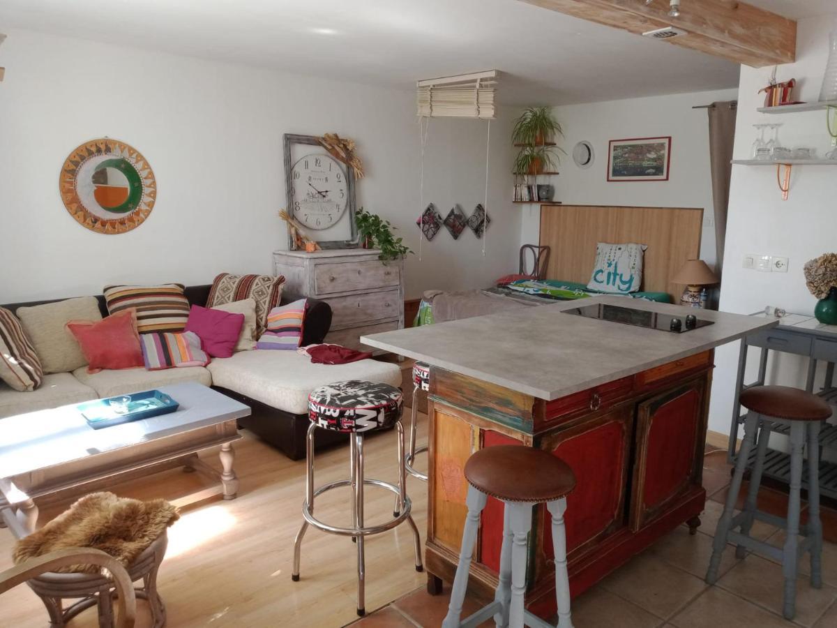 Belle Maison De Caractere Dans Village Et Sa Piscine Privee 7 Pers- 3 Chambres - 12 Rue Emile Zola Millas المظهر الخارجي الصورة